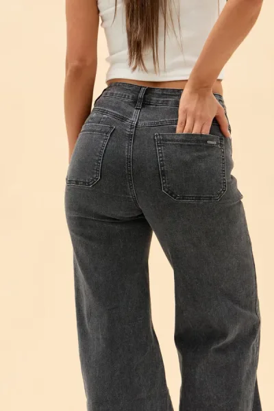 JEANS BELLIS